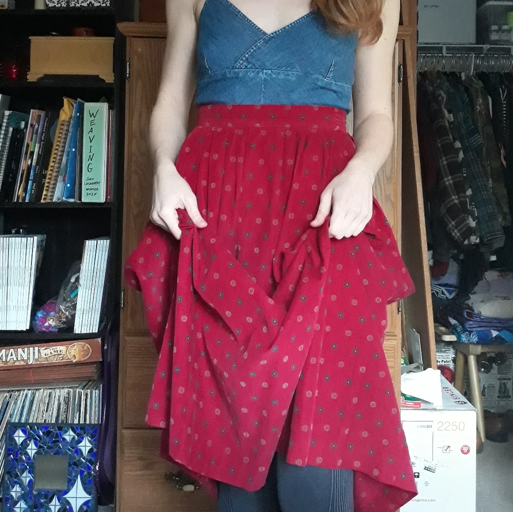 90s Walker & Lane Red Printed Corduroy Midi Skirt Size 8 Cotton Cottagecore - Picture 2 of 9